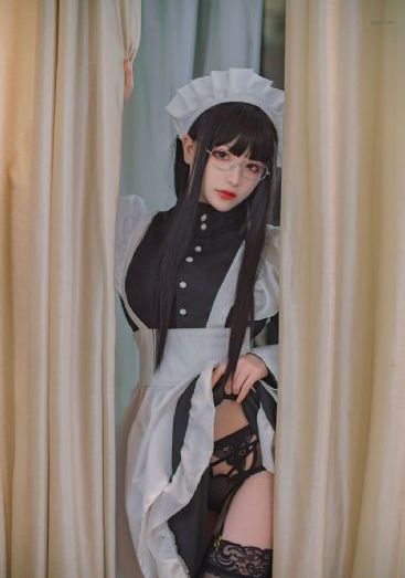 欧美姐姐吃奇怪的东西_720P/1080P高清国语